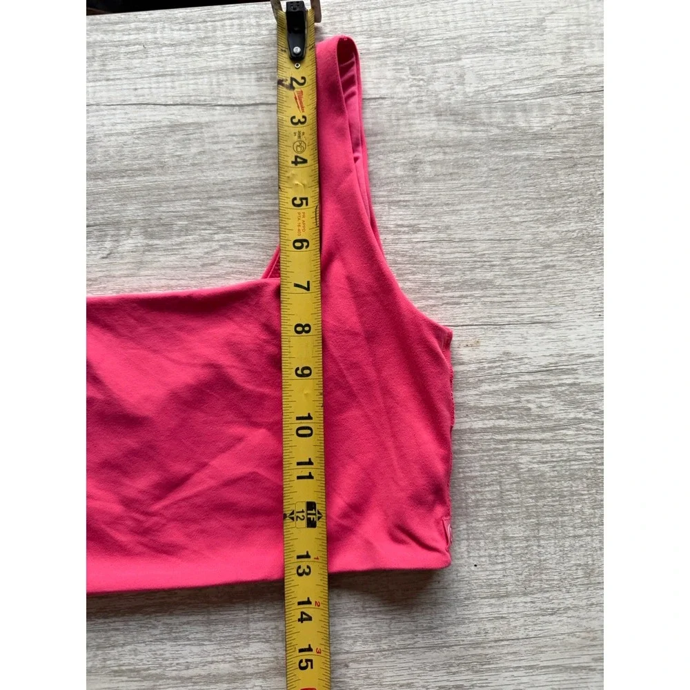 Lululemon Women's Pink Cropped Tank Top Built In Bra Stretch Athletic Size S